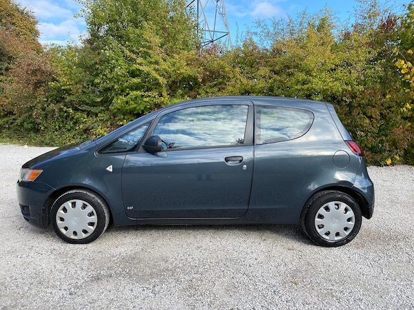Used Mitsubishi Colt 2010 for sale - 76214322: Photo 4