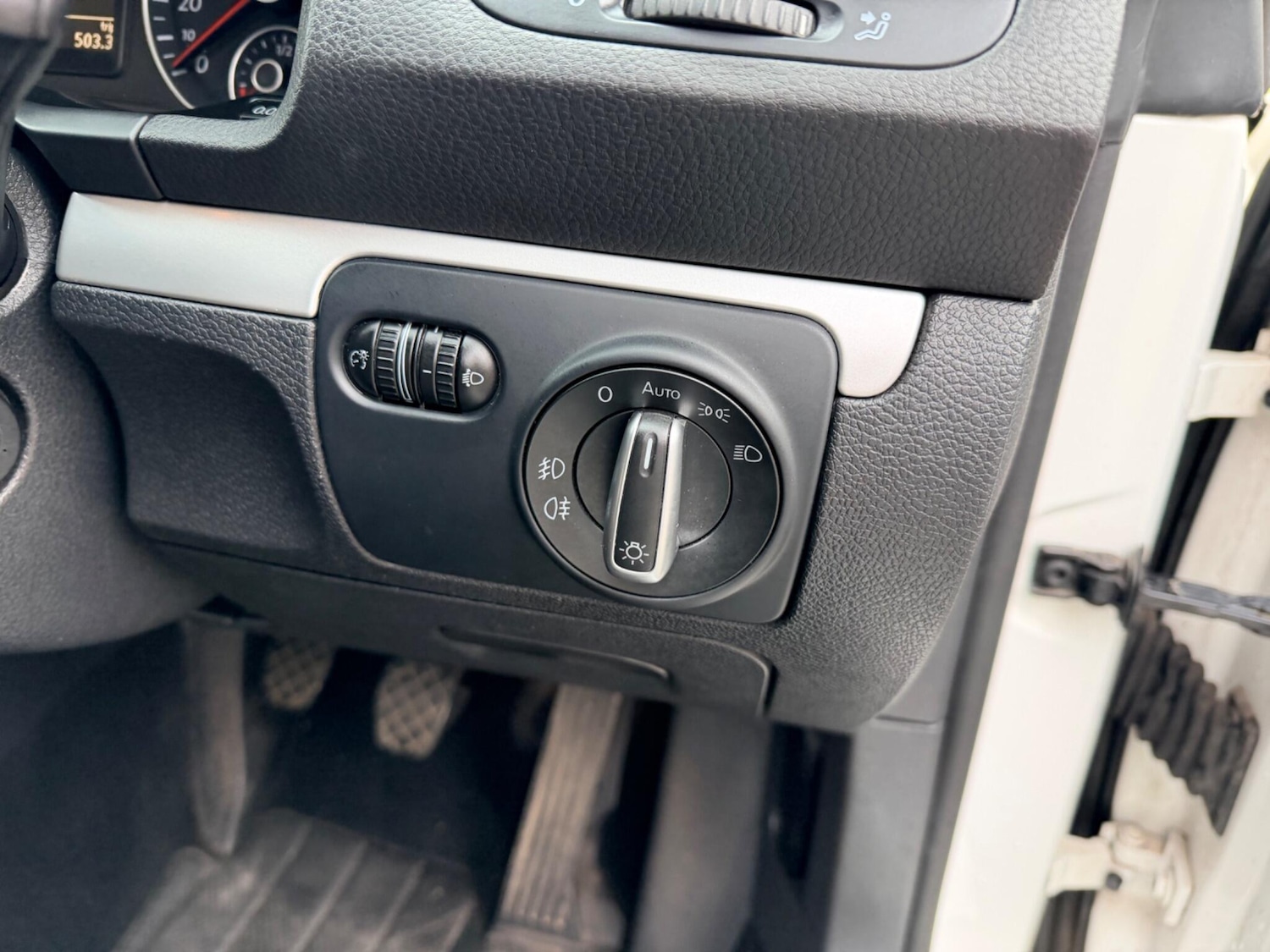 Used Volkswagen Scirocco 2011 for sale - 77598054: Photo 26