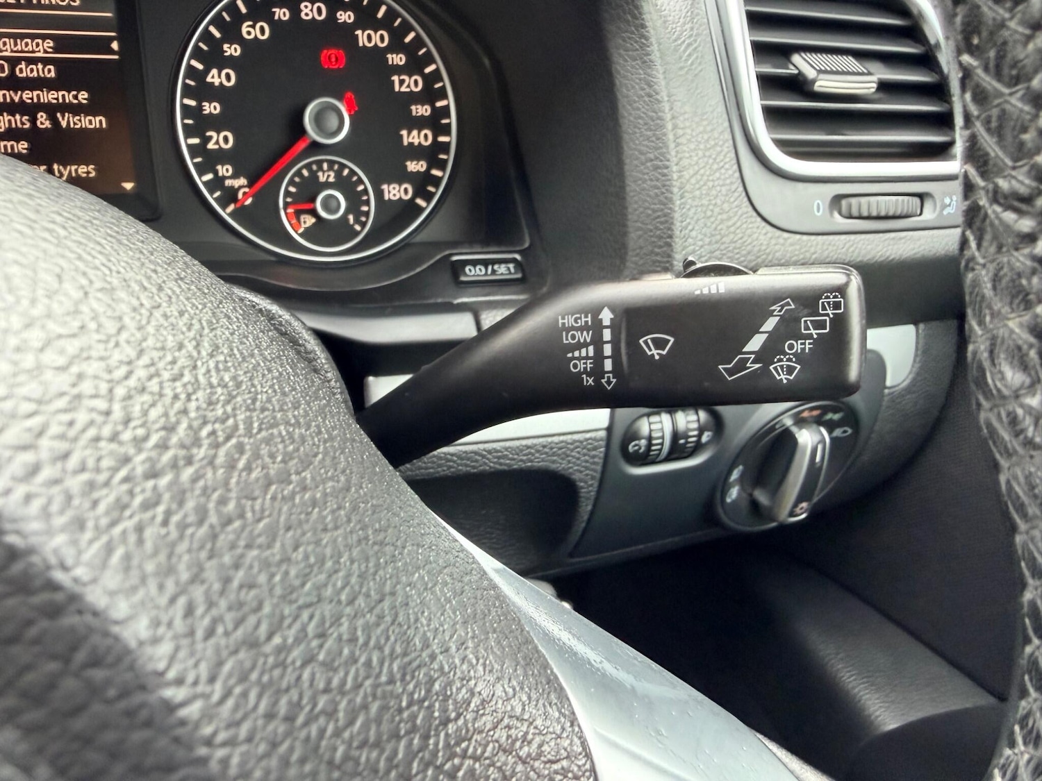 Used Volkswagen Scirocco 2011 for sale - 77598054: Photo 28