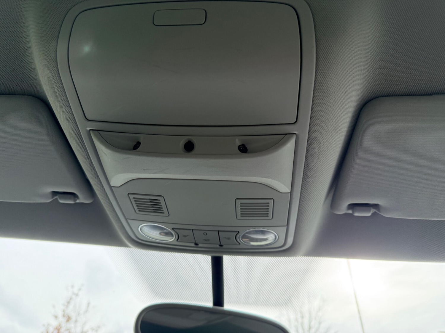 Used Volkswagen Scirocco 2011 for sale - 77598054: Photo 39