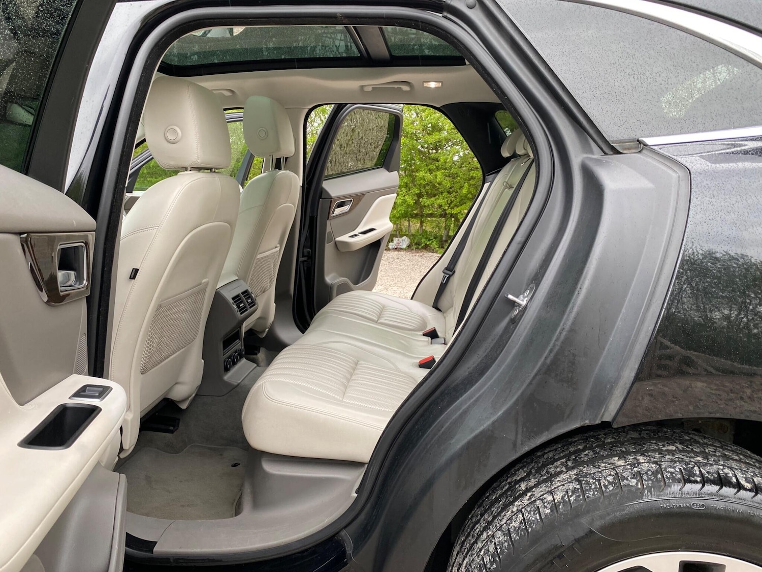 Used Jaguar F-Pace 2017 for sale - 78185716: Photo 14