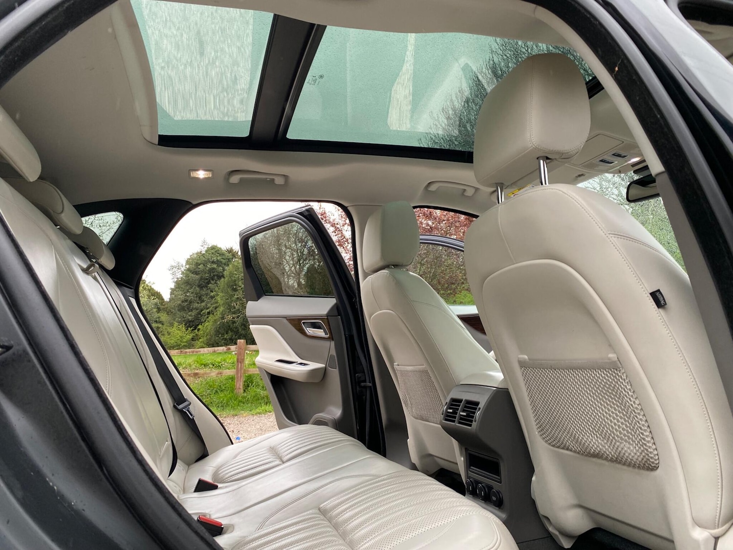 Used Jaguar F-Pace 2017 for sale - 78185716: Photo 18