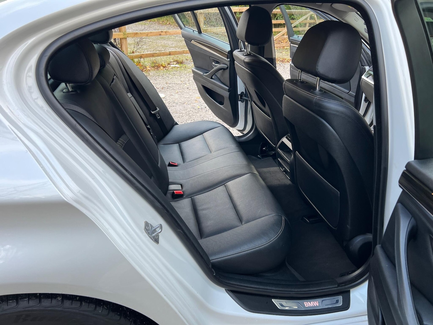 Used BMW 5 Series 2013 for sale - 76432204: Photo 11