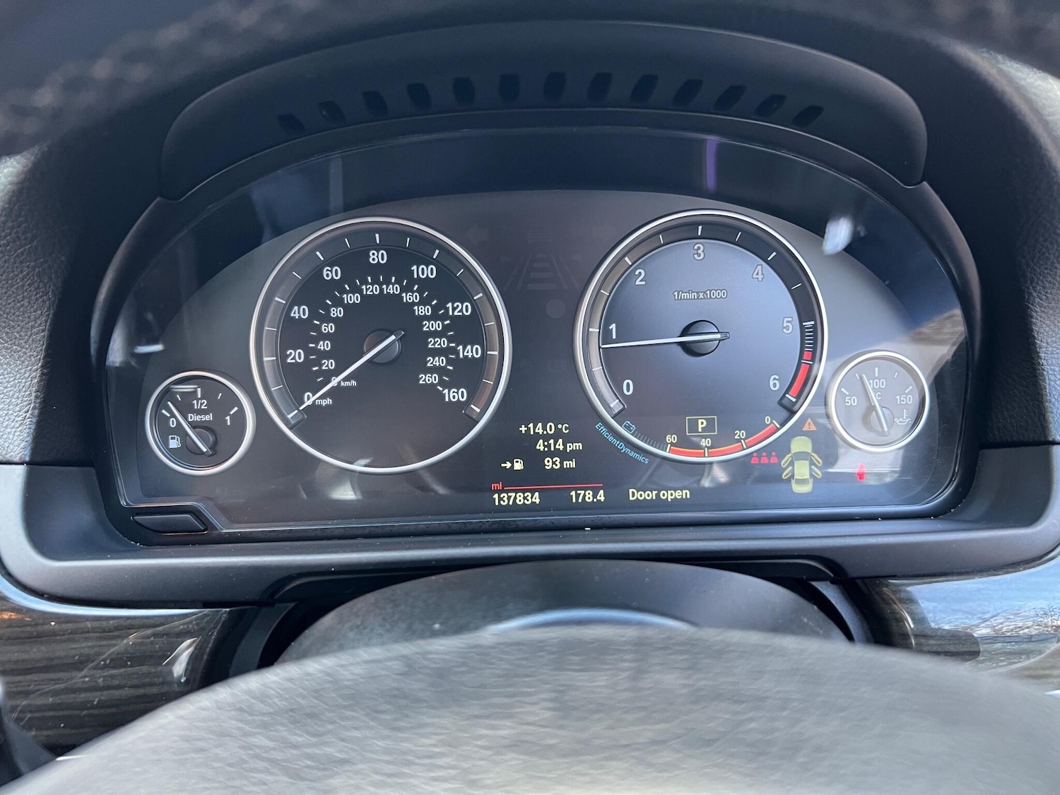 Used BMW 5 Series 2013 for sale - 76432204: Photo 9