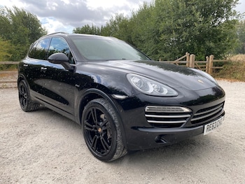 2014 (63) - 3.0 TD V6 Platinum Edition TiptronicS 4WD Euro 5 (s/s) 5dr