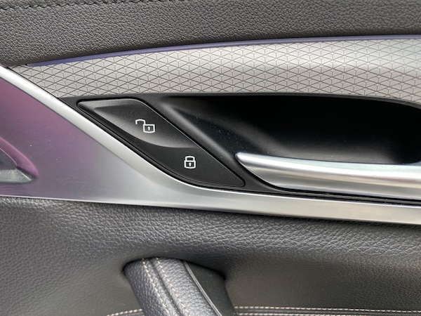 Used BMW 5 Series 2018 for sale - 75741809: Photo 38