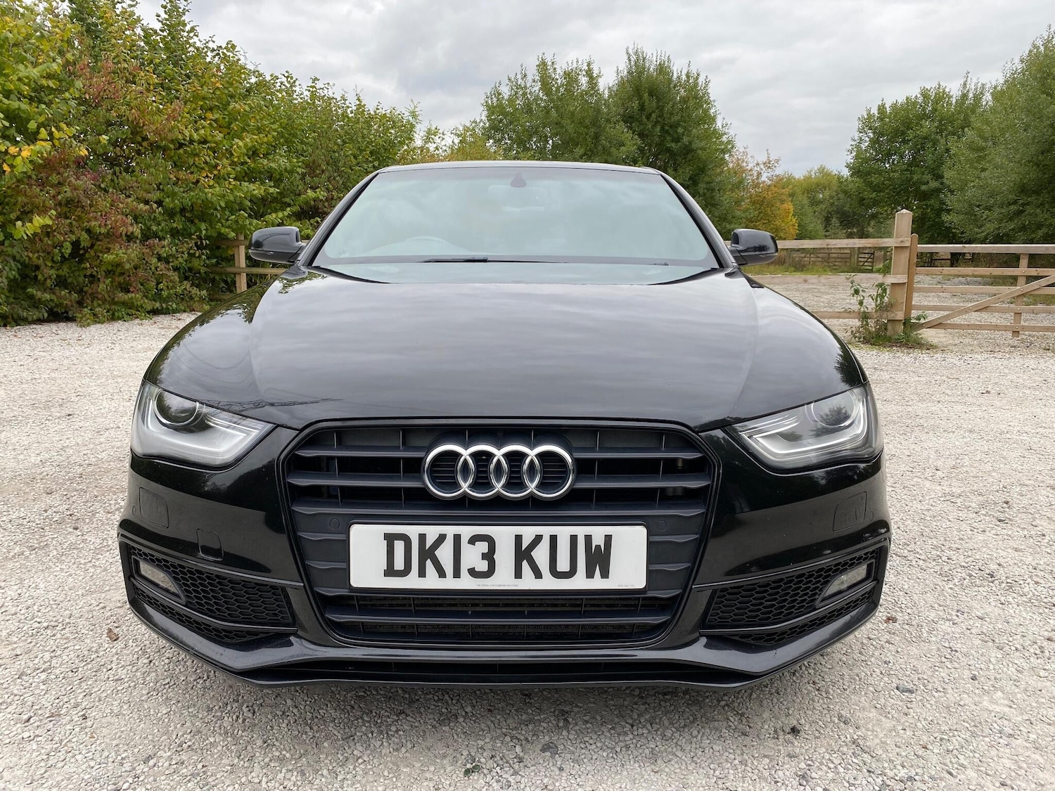 Used Audi A4 2013 for sale - 77057367: Photo 2