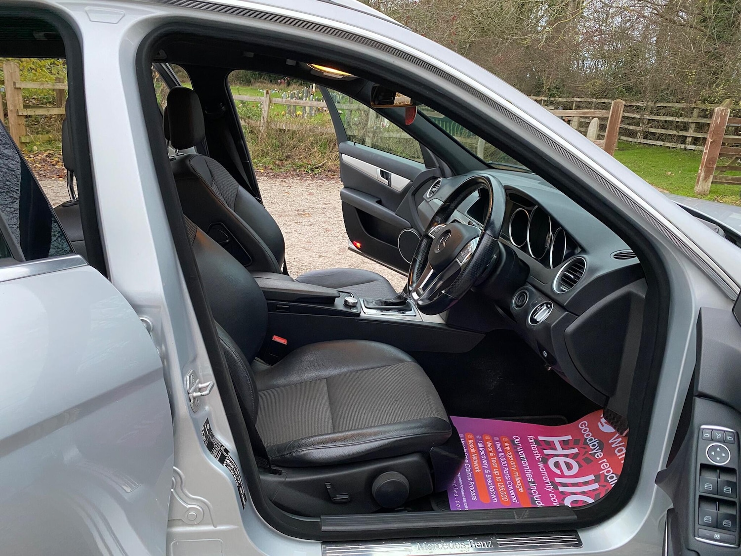 Used Mercedes-Benz C Class 2011 for sale - 76714373: Photo 19