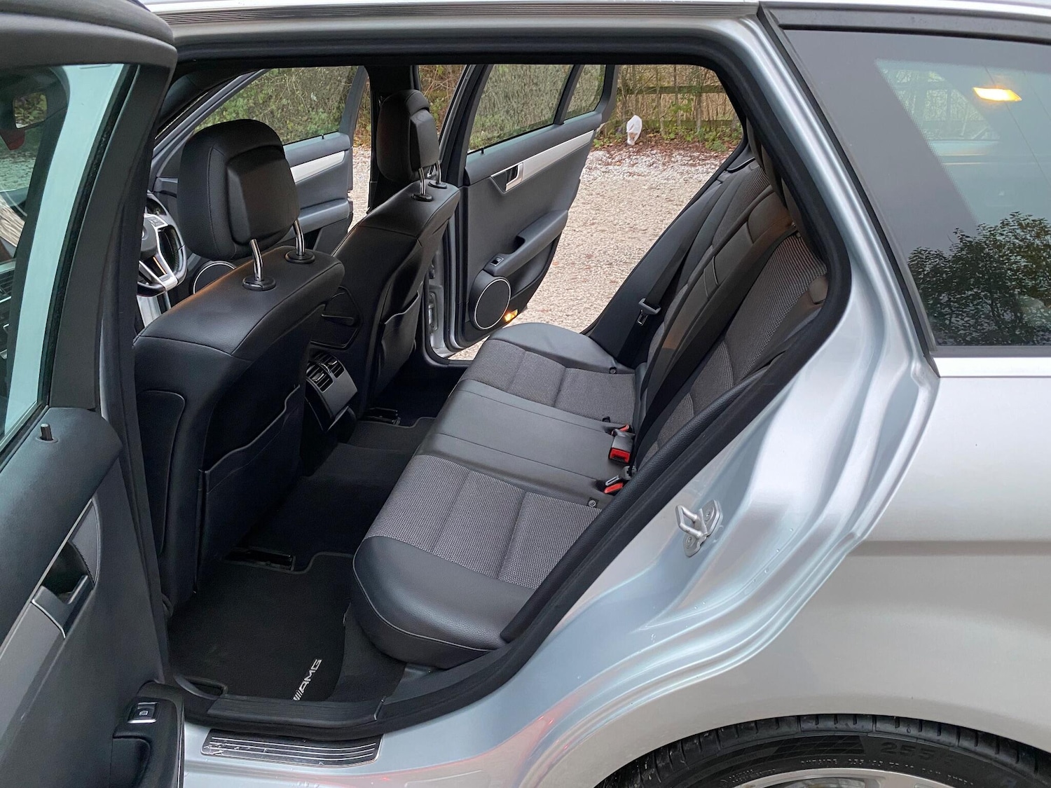 Used Mercedes-Benz C Class 2011 for sale - 76714373: Photo 22