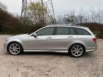 Used Mercedes-Benz C Class 2011 for sale - 76714373: Photo