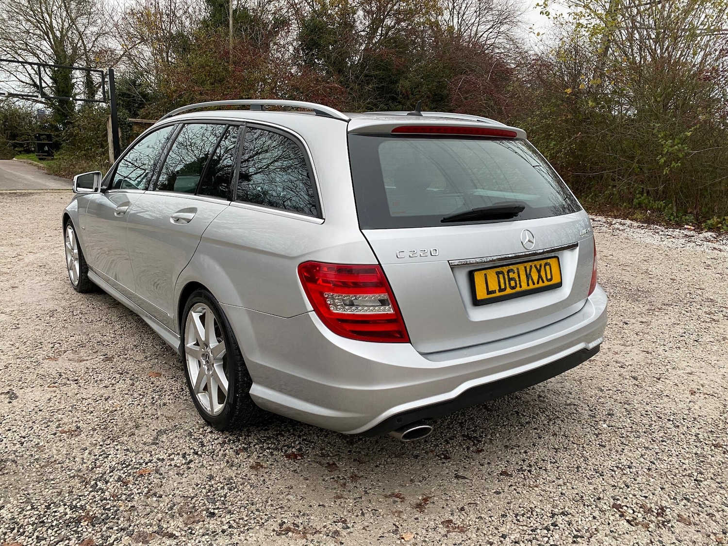 Used Mercedes-Benz C Class 2011 for sale - 76714373: Photo 5