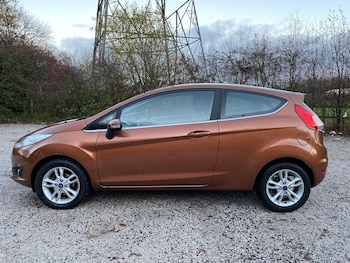 Used Ford Fiesta 2014 for sale - 76688657: Photo