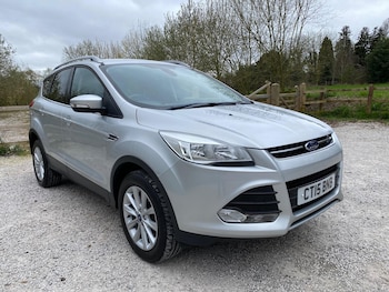 Used Ford Kuga 2015 for sale - 77970527: Photo
