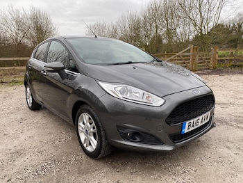 Used Ford Fiesta 2016 for sale - 77155372: Photo