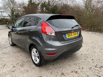 Used Ford Fiesta 2016 for sale - 77155372: Photo