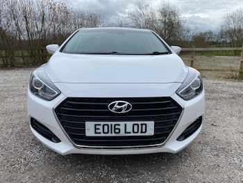 Used Hyundai i40 2016 for sale - 77682995: Photo