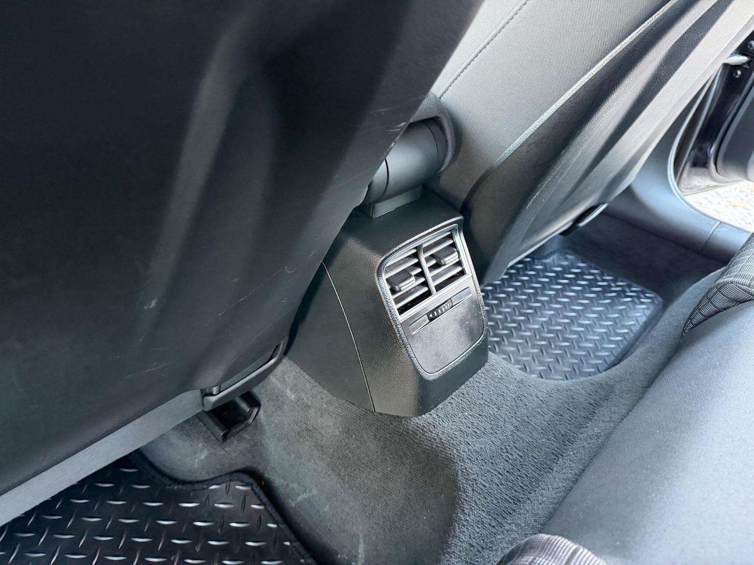 Used Audi A3 2014 for sale - 76976754: Photo 44