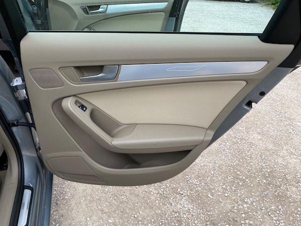 Used Audi A4 2009 for sale - 74419047: Photo 22
