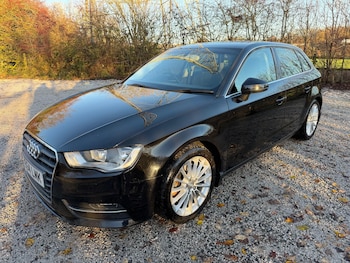 Used Audi A3 2014 for sale - 76802315: Photo