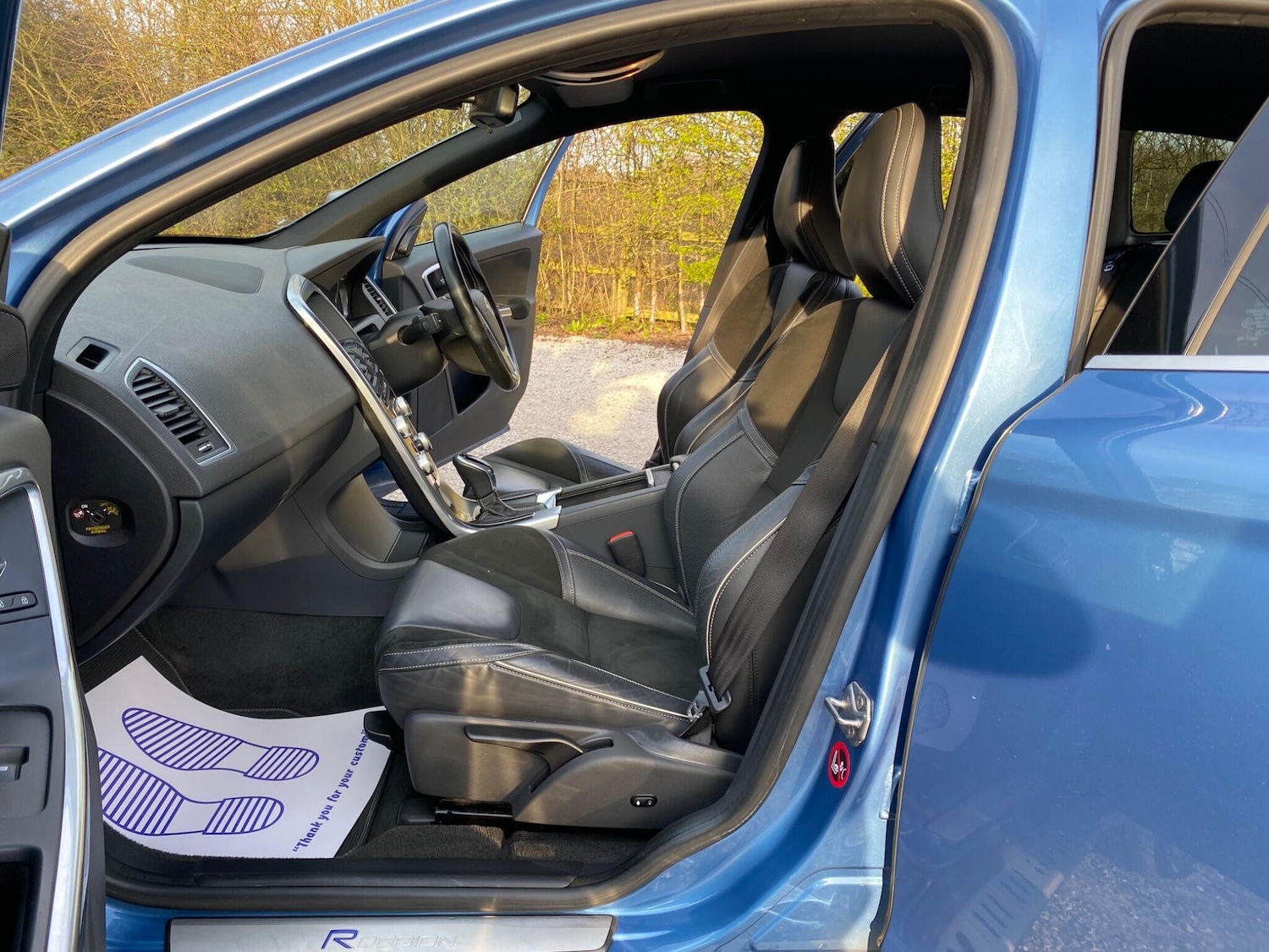 Used Volvo XC60 2015 for sale - 77957973: Photo 15