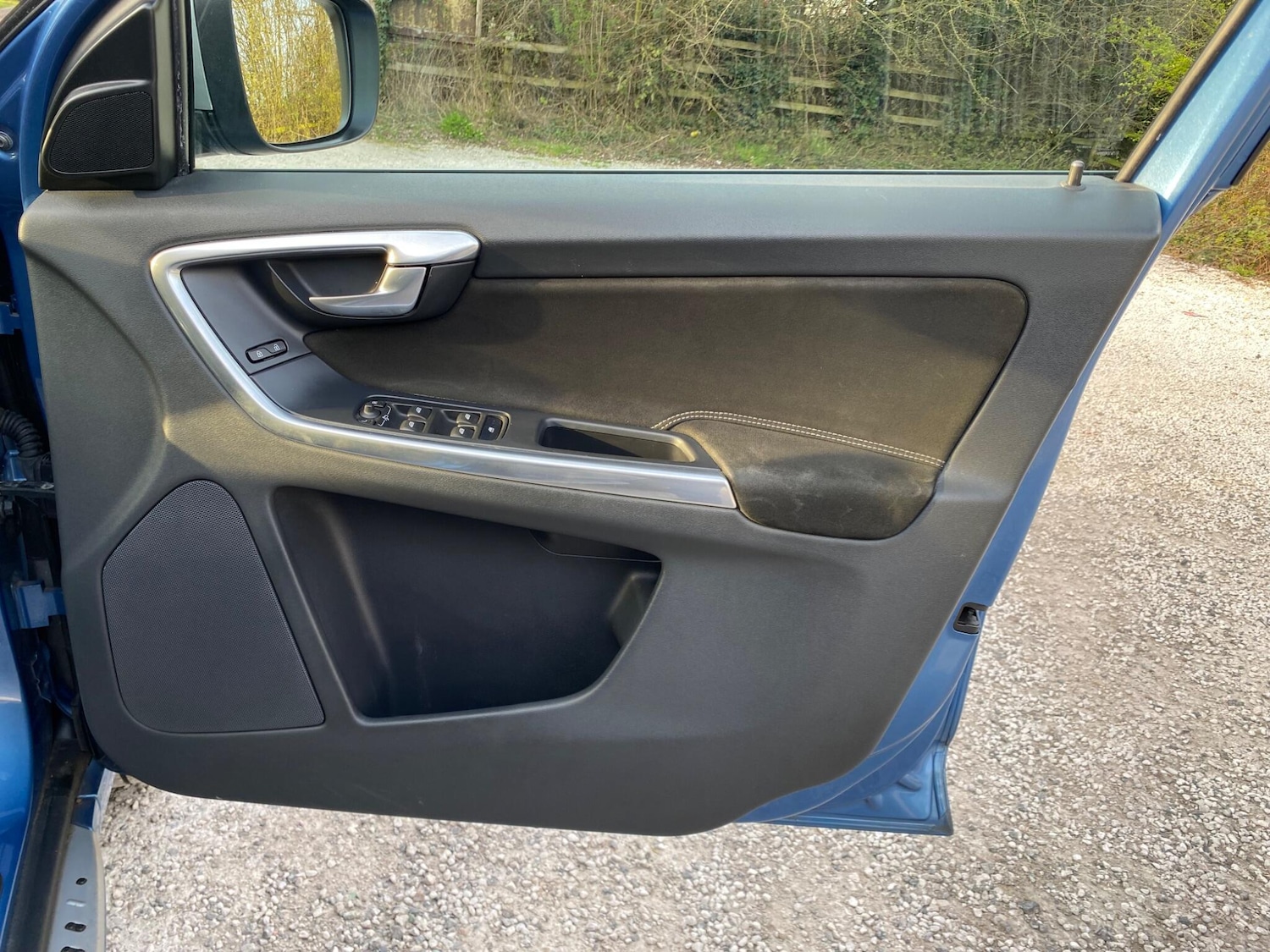 Used Volvo XC60 2015 for sale - 77957973: Photo 28