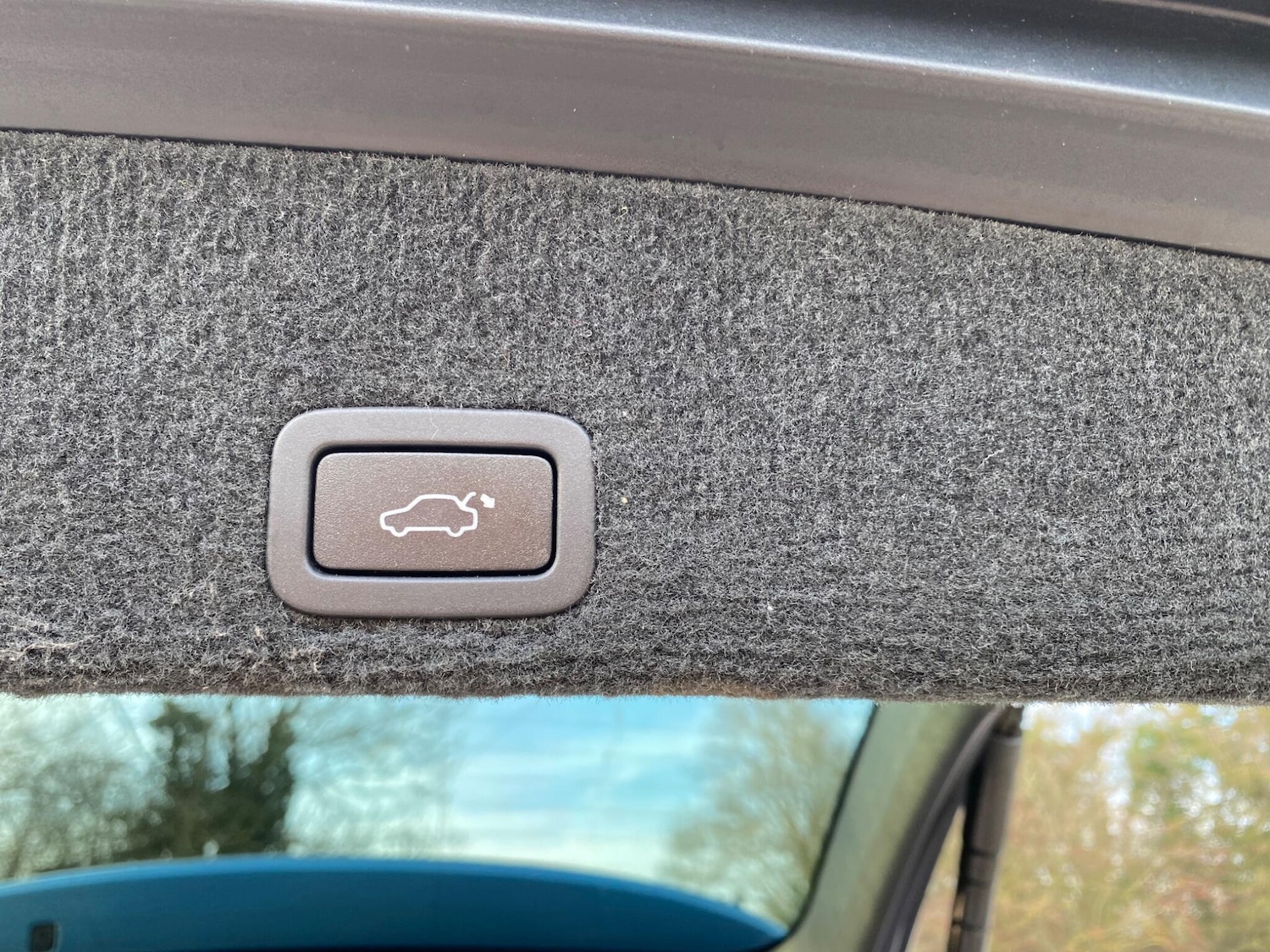 Used Volvo XC60 2015 for sale - 77957973: Photo 33