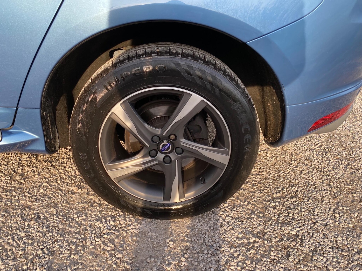 Used Volvo XC60 2015 for sale - 77957973: Photo 40