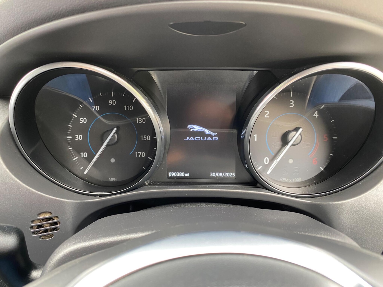 Used Jaguar F-Pace 2016 for sale - 75728757: Photo 15