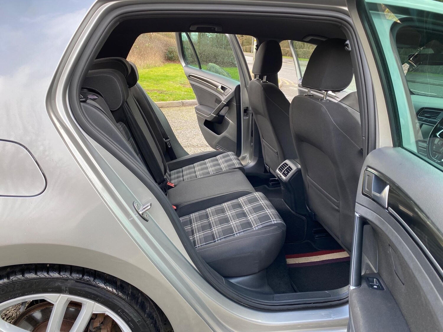 Used Volkswagen Golf 2016 for sale - 77657539: Photo 12