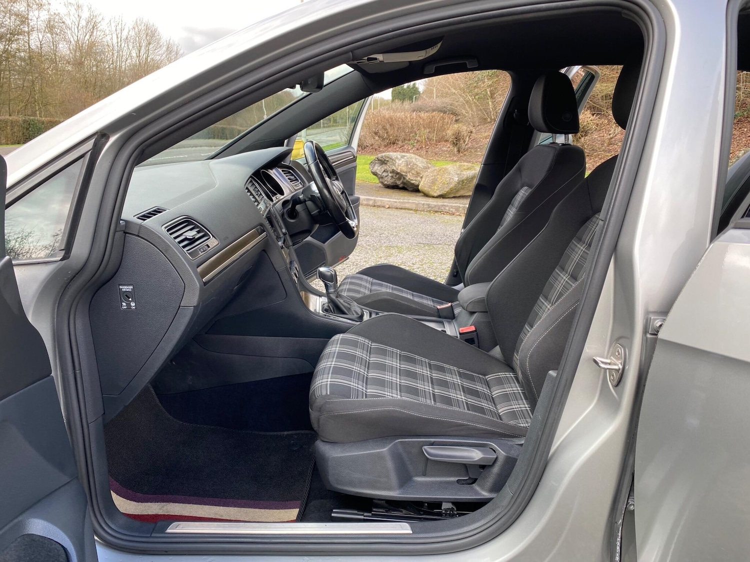 Used Volkswagen Golf 2016 for sale - 77657539: Photo 16