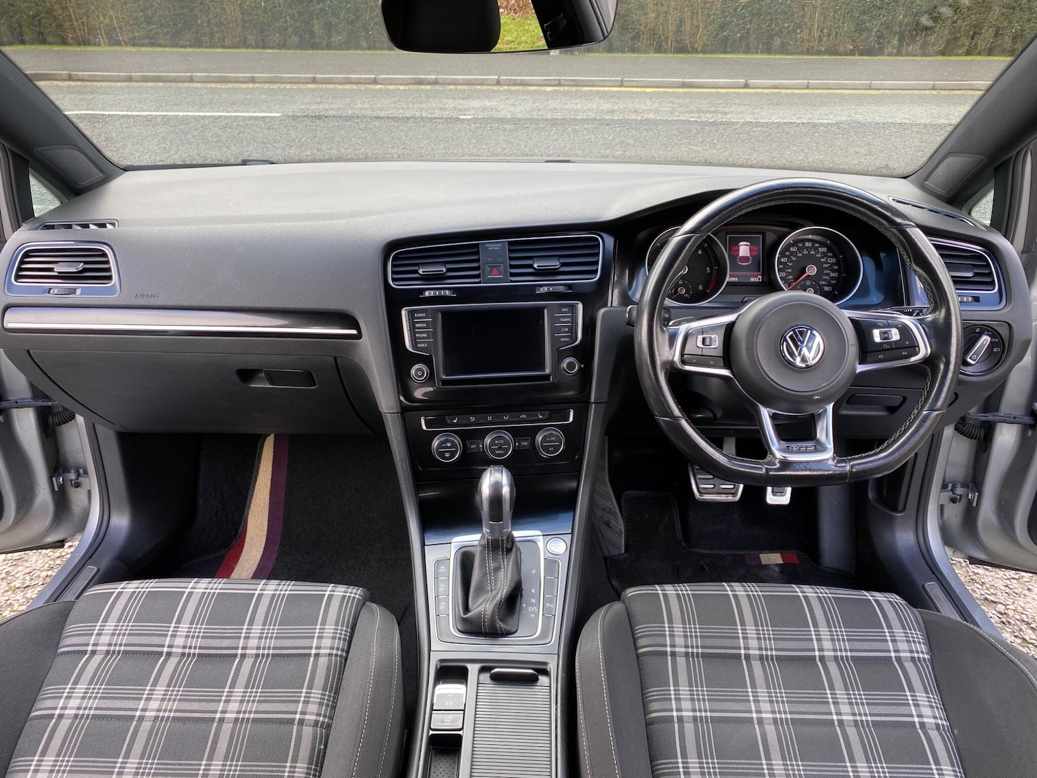 Used Volkswagen Golf 2016 for sale - 77657539: Photo 17