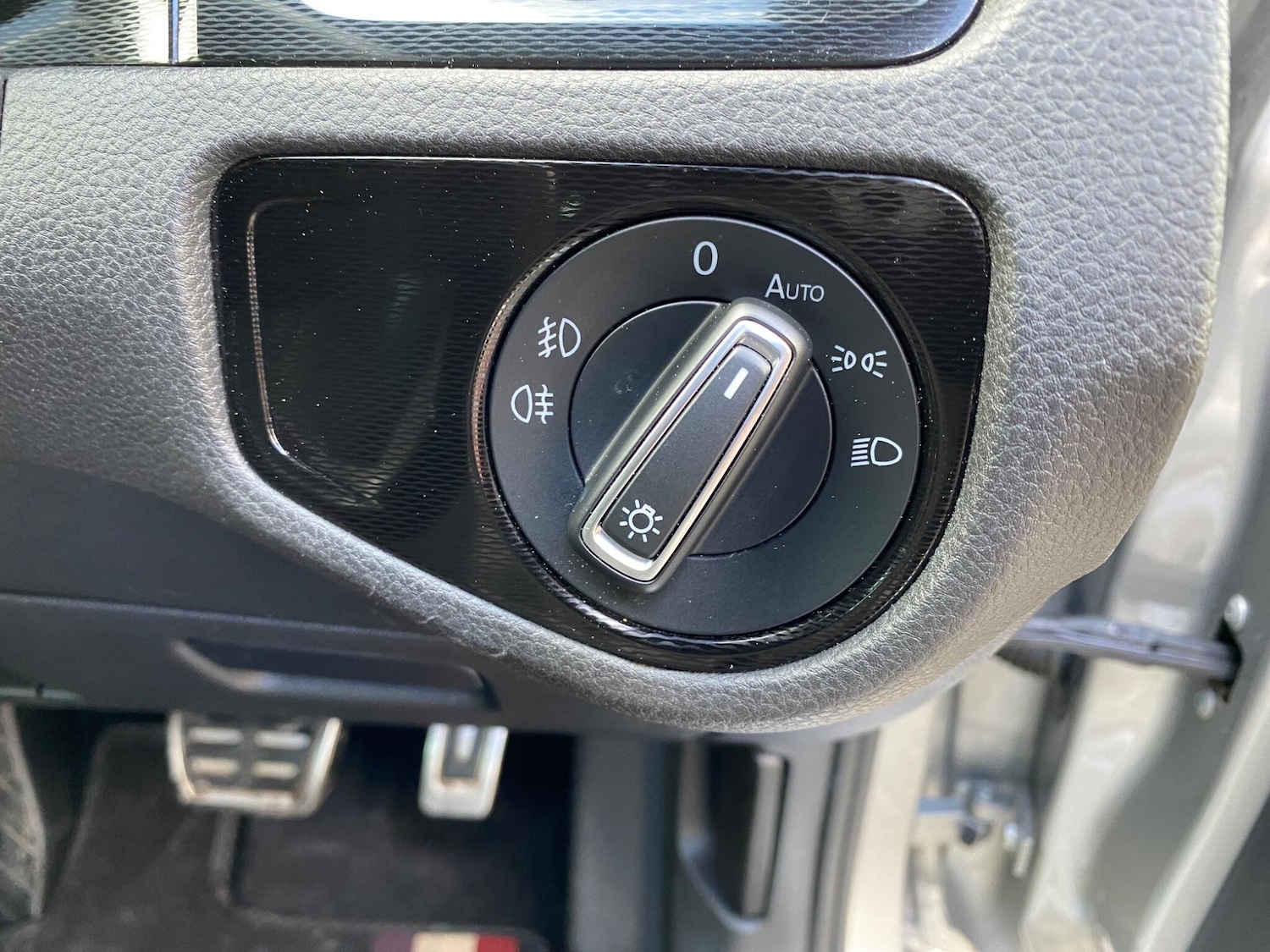 Used Volkswagen Golf 2016 for sale - 77657539: Photo 31