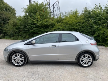 Used Honda Civic 2010 for sale - 75318895: Photo