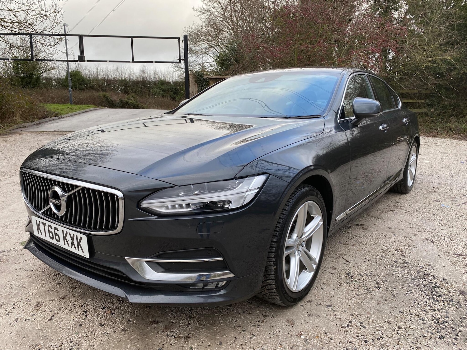 Used Volvo S90 2017 for sale - 77163238: Photo 3