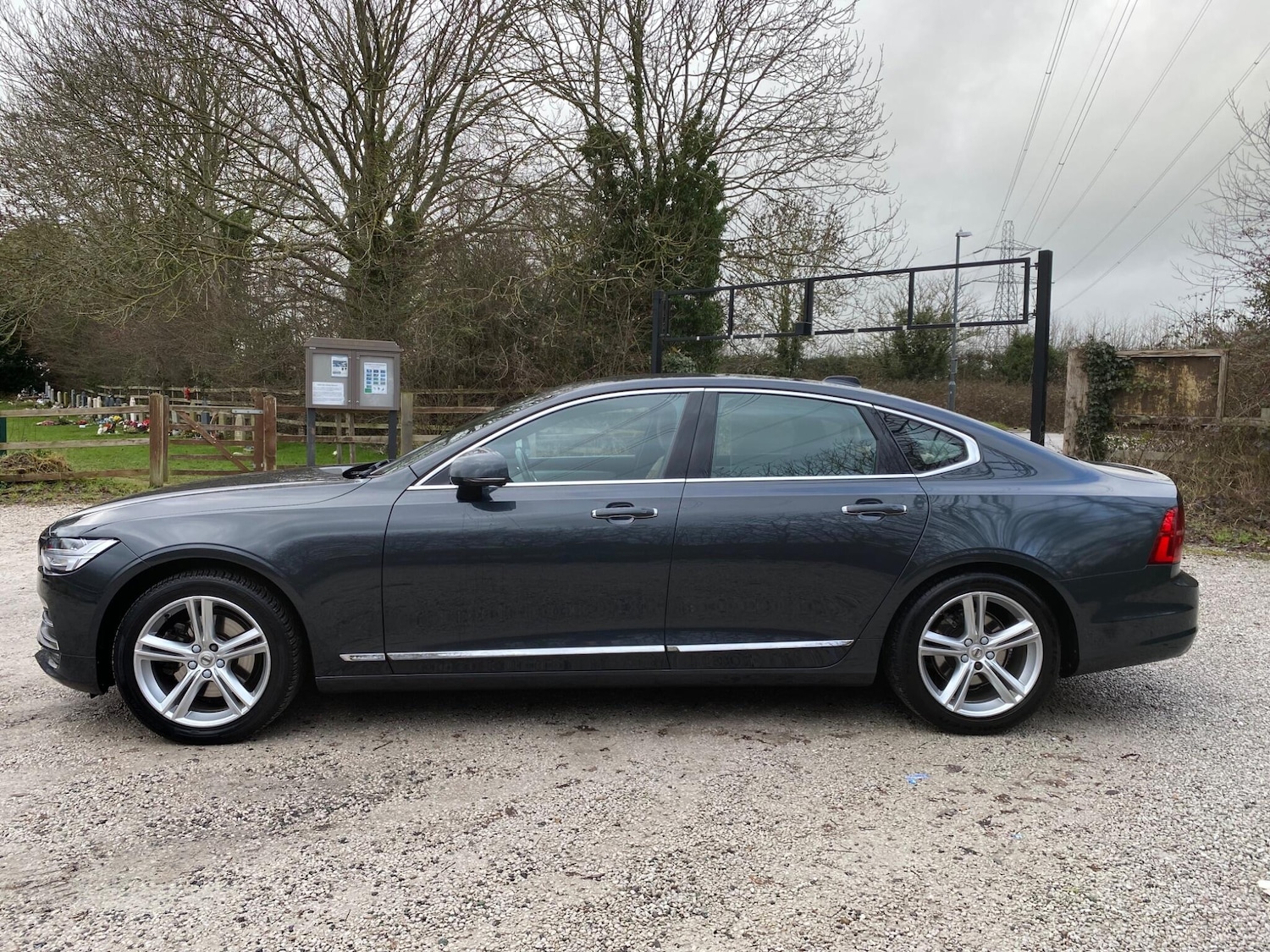 Used Volvo S90 2017 for sale - 77163238: Photo 4
