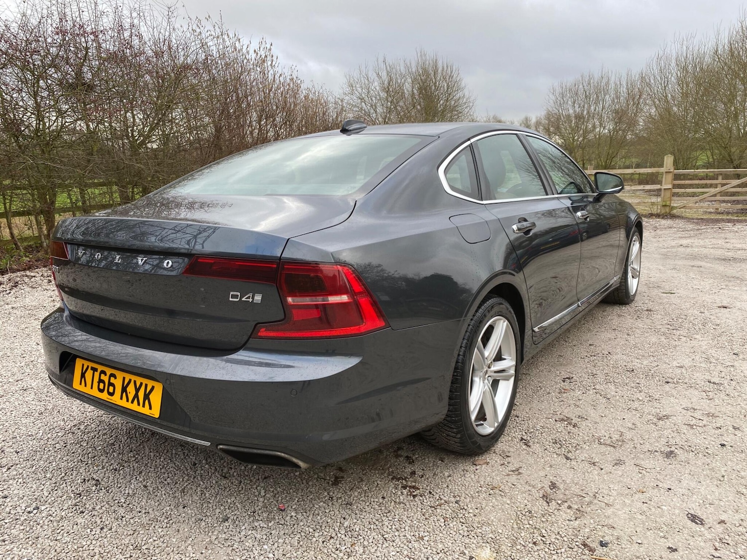 Used Volvo S90 2017 for sale - 77163238: Photo 7