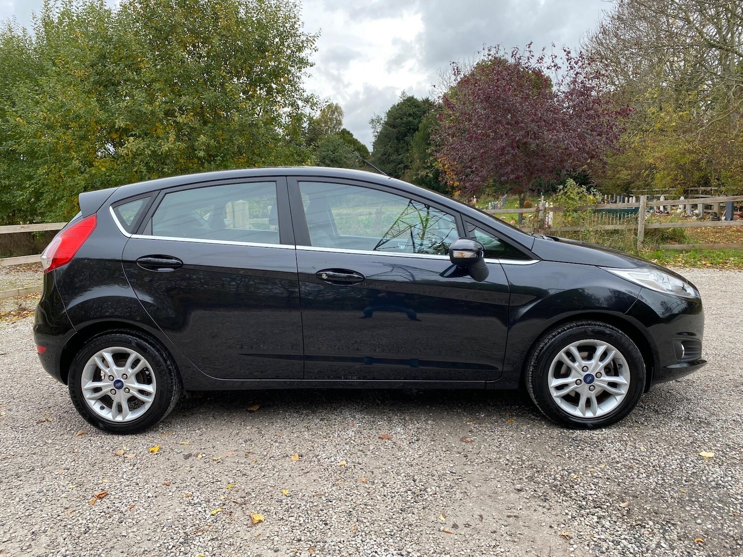 Used Ford Fiesta 2015 for sale - 76425033: Photo 8