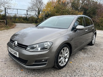 Used Volkswagen Golf 2014 for sale - 76457447: Photo