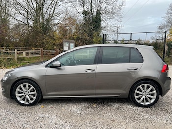 Used Volkswagen Golf 2014 for sale - 76457447: Photo