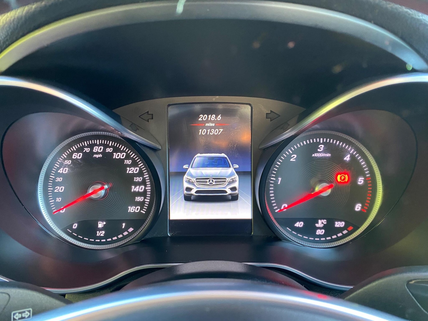 Used Mercedes-Benz GLC 2018 for sale - 76041838: Photo 9