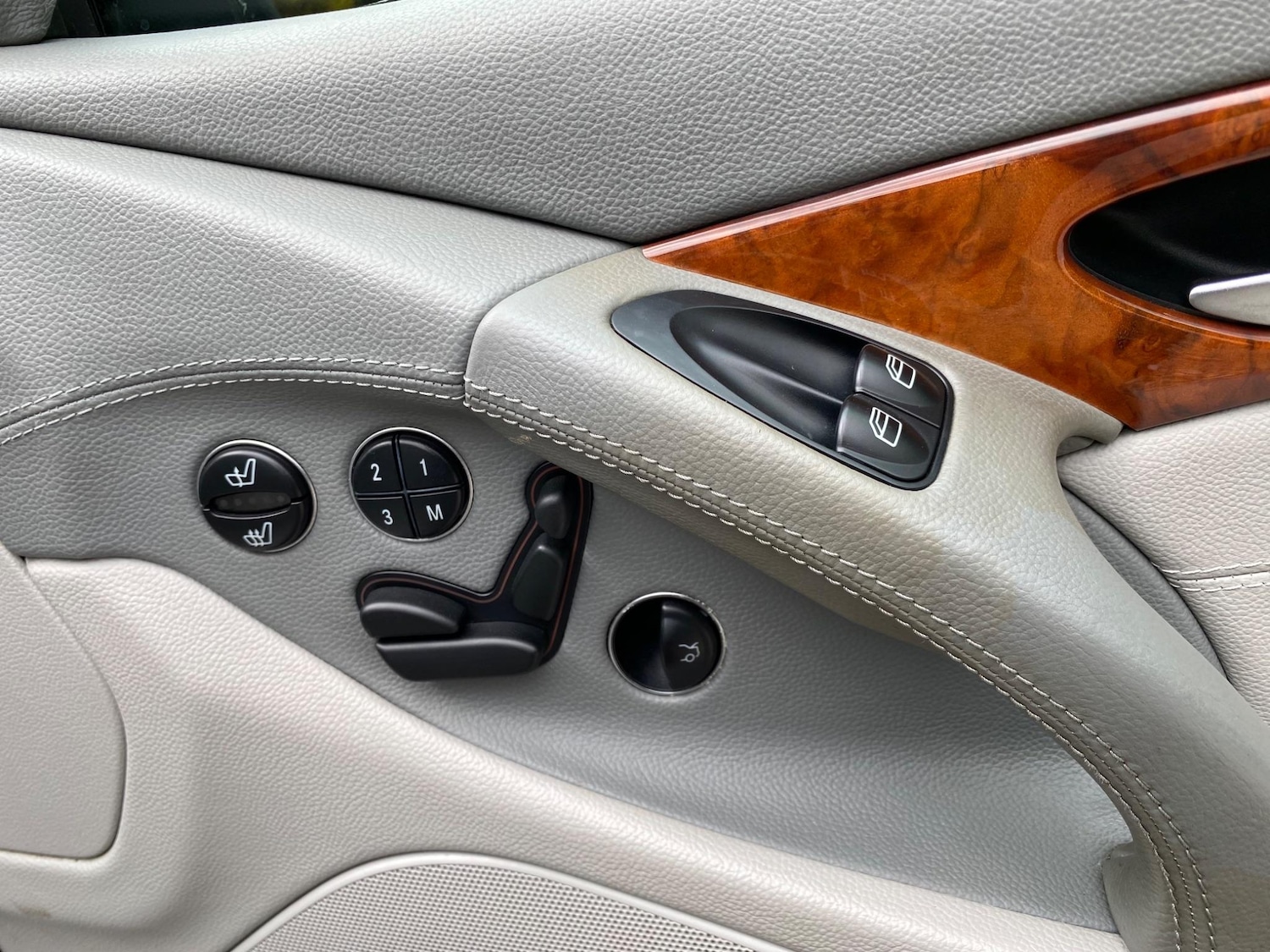 Used Mercedes-Benz S Class 2005 for sale - 77029135: Photo 36