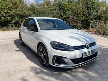 Used Volkswagen Golf 2018 for sale - 79634860: Photo