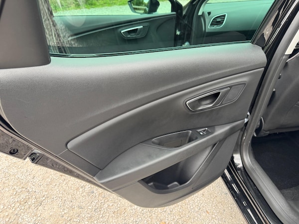 Used SEAT Leon 2016 for sale - 76238949: Photo 19
