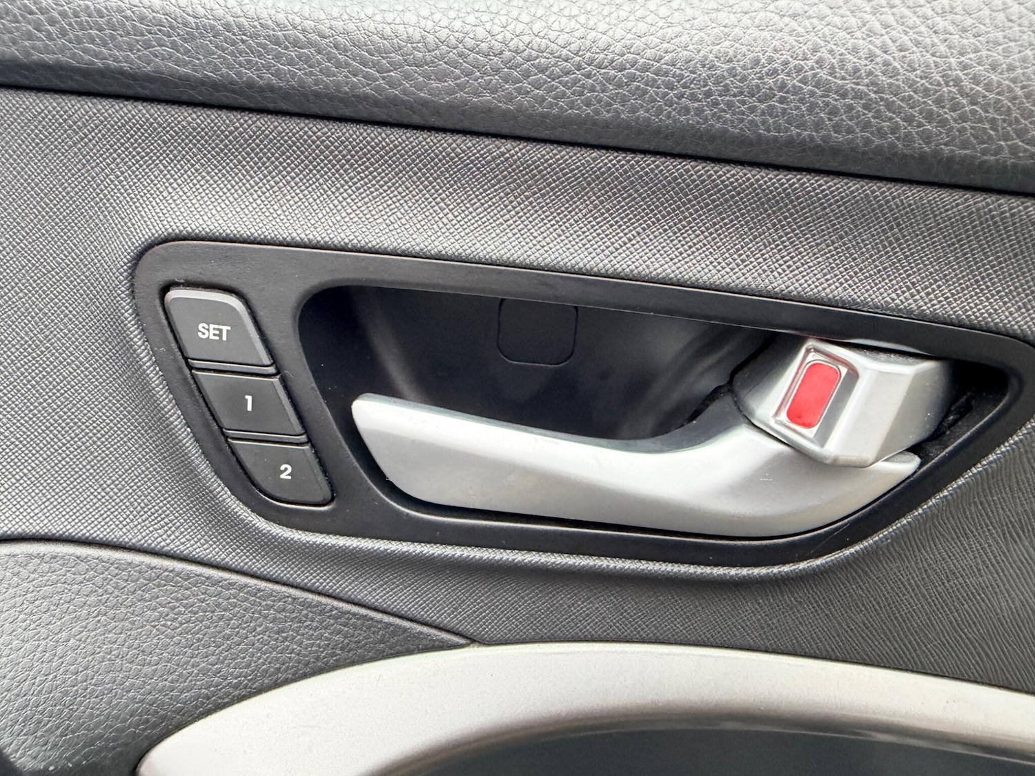 Used Hyundai Santa Fe for sale - 77957759: Photo 35