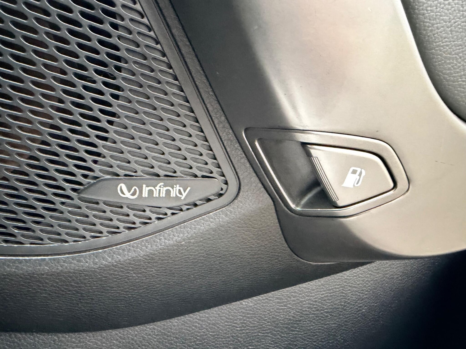 Used Hyundai Santa Fe for sale - 77957759: Photo 36