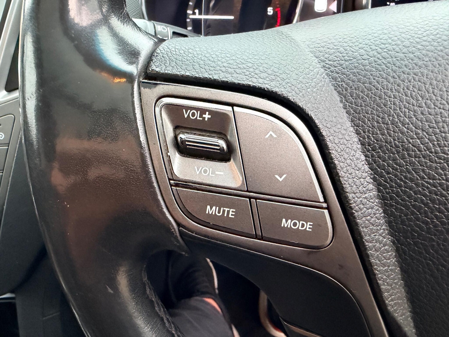 Used Hyundai Santa Fe for sale - 77957759: Photo 37