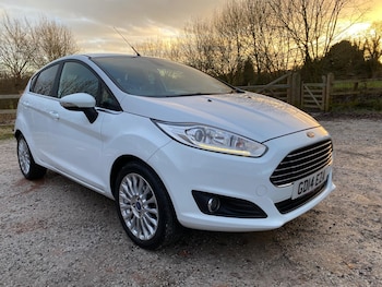 2014 (14) - 1.0T EcoBoost Titanium Euro 5 (s/s) 5dr