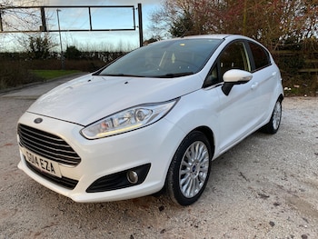 Used Ford Fiesta 2014 for sale - 77305504: Photo
