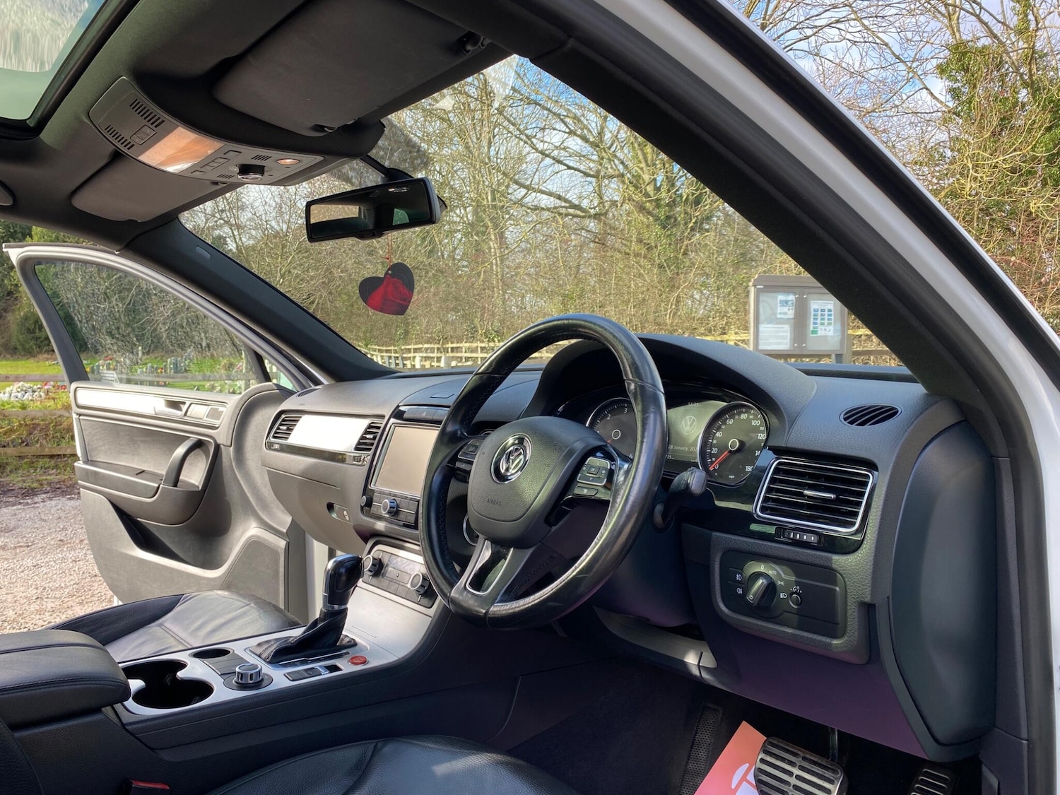 Used Volkswagen Touareg 2013 for sale - 77344951: Photo 10