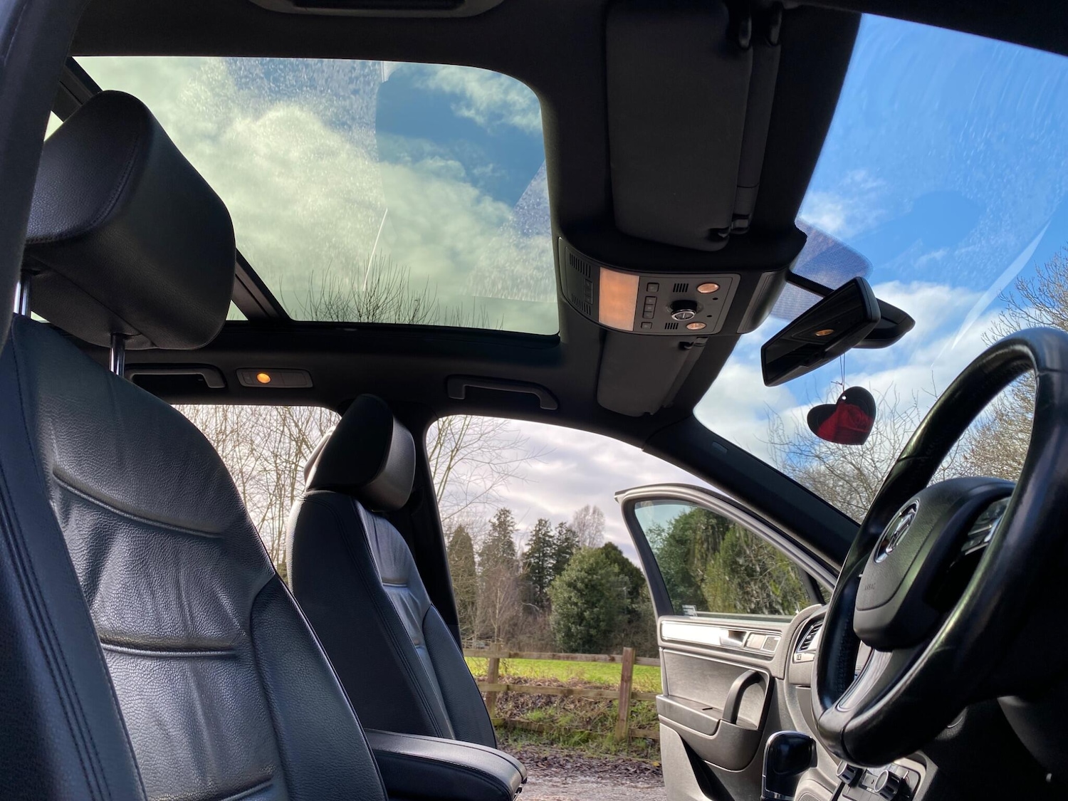 Used Volkswagen Touareg 2013 for sale - 77344951: Photo 14